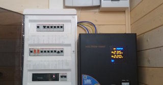 Установка и подключение стабилизаторов напряжения от 562 руб в Дальнереченске - ЭлектроДлн